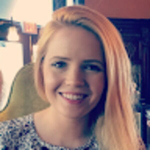 Meet your Posher, Holly